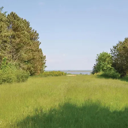 4 Bedroom Beautiful In Veslos * Hojstrup